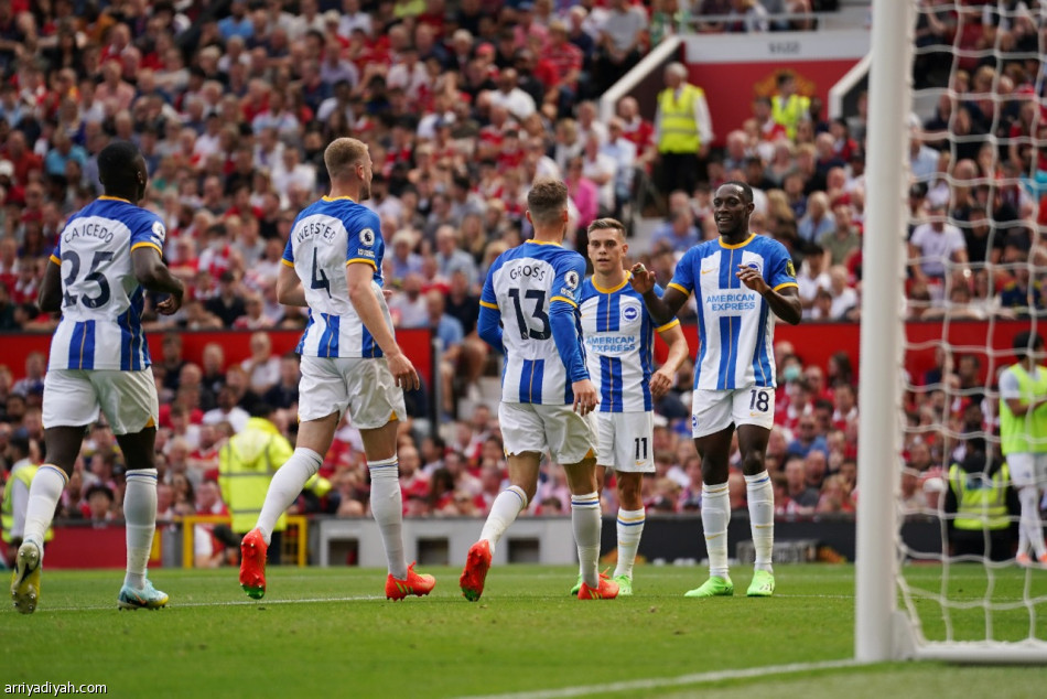 يونايتد «تين هاج» يسقط بثنائية أمام برايتون