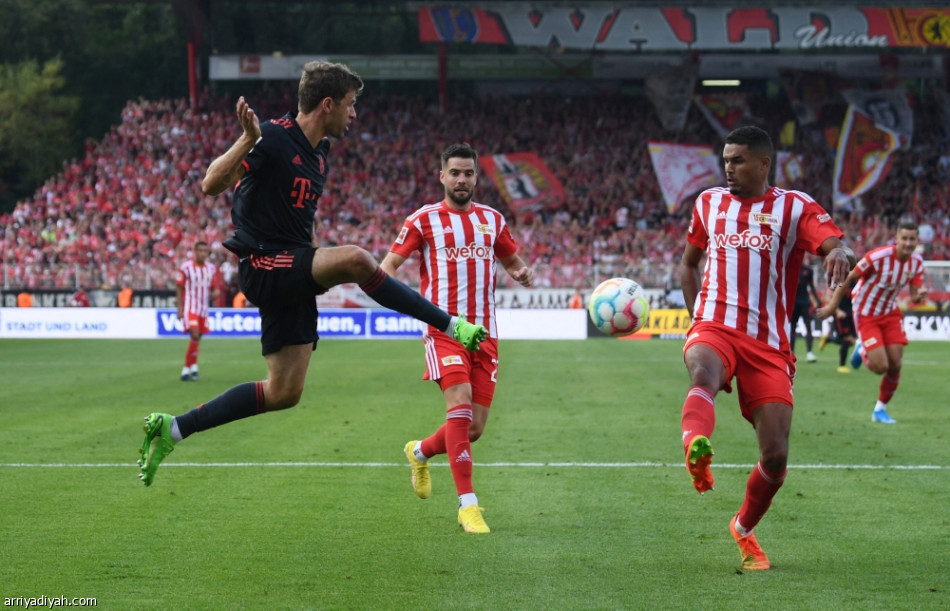 بايرن يواصل نزف النقاط.. وفرايبورج يتصدر