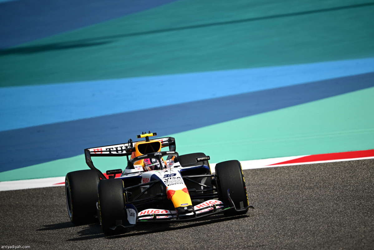 انطلاق التجارب الحرة