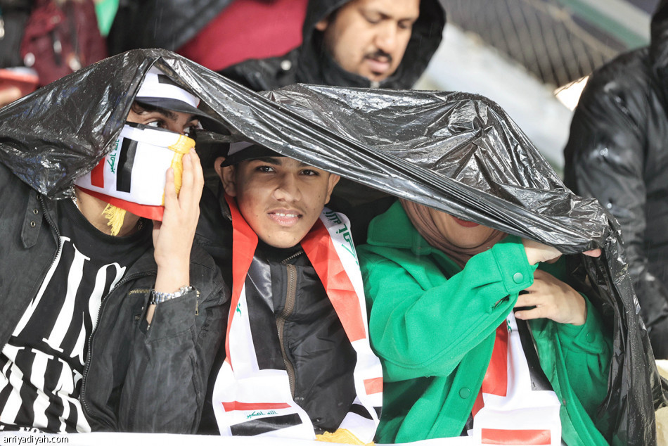 عُمان 
يرجح كفة الانتصار