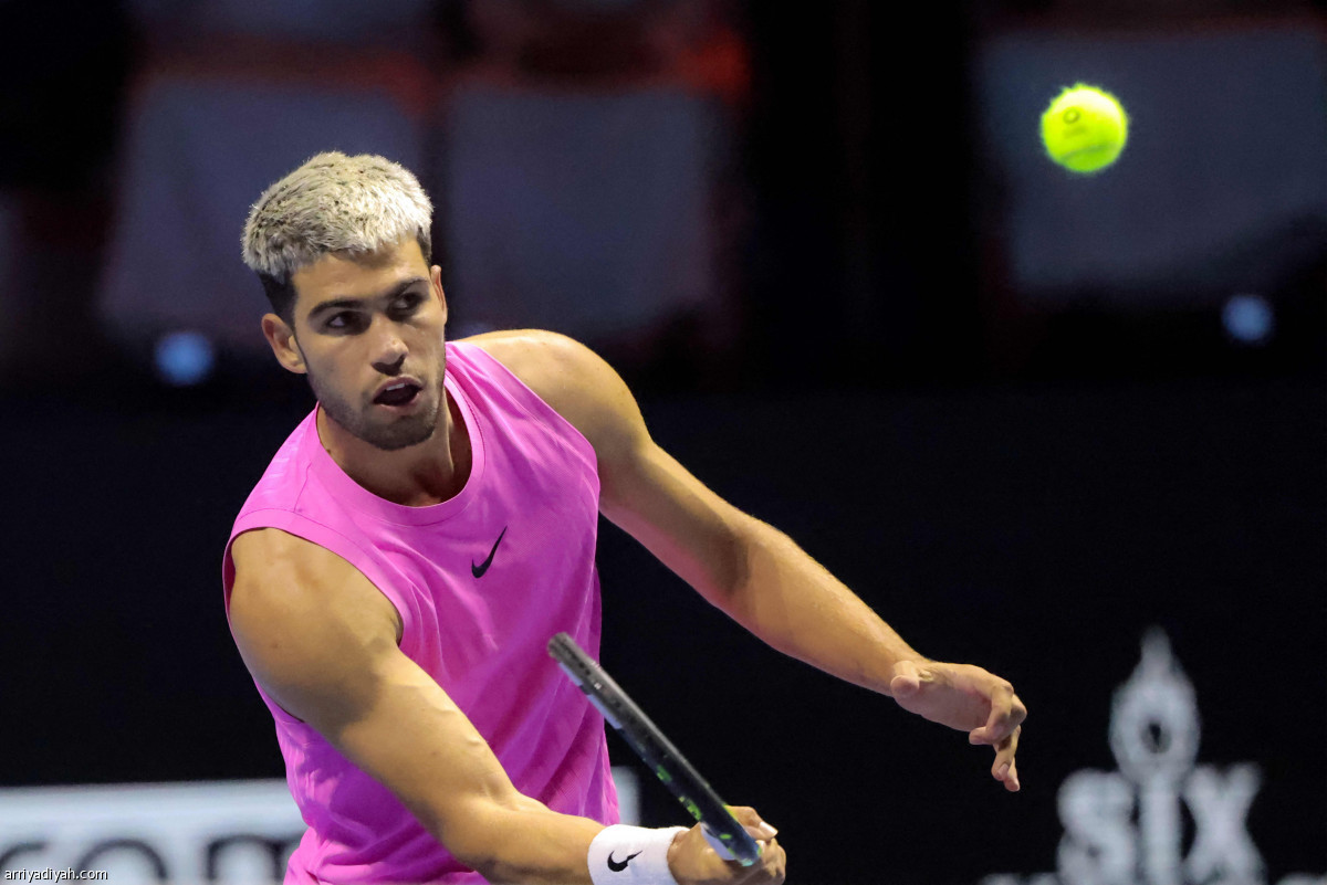 ألكاراز يعبر