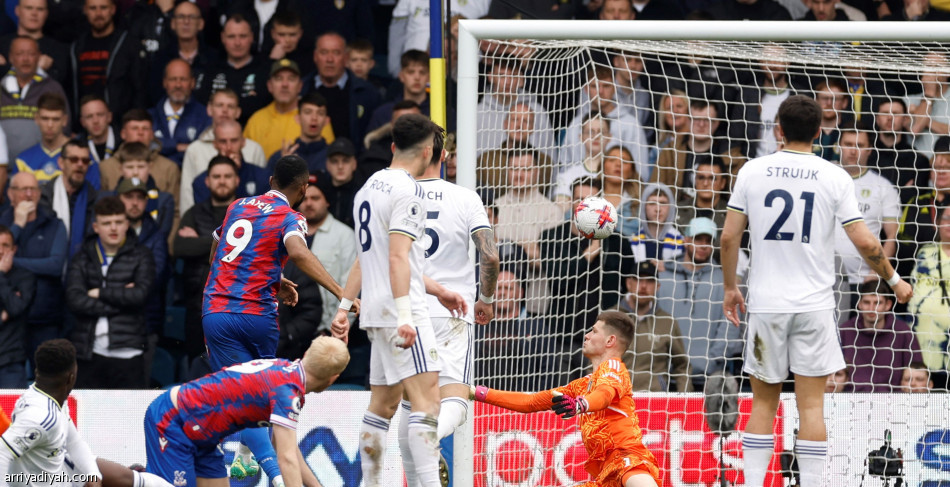 كريستال بالاس يكتسح ليدز بخماسية