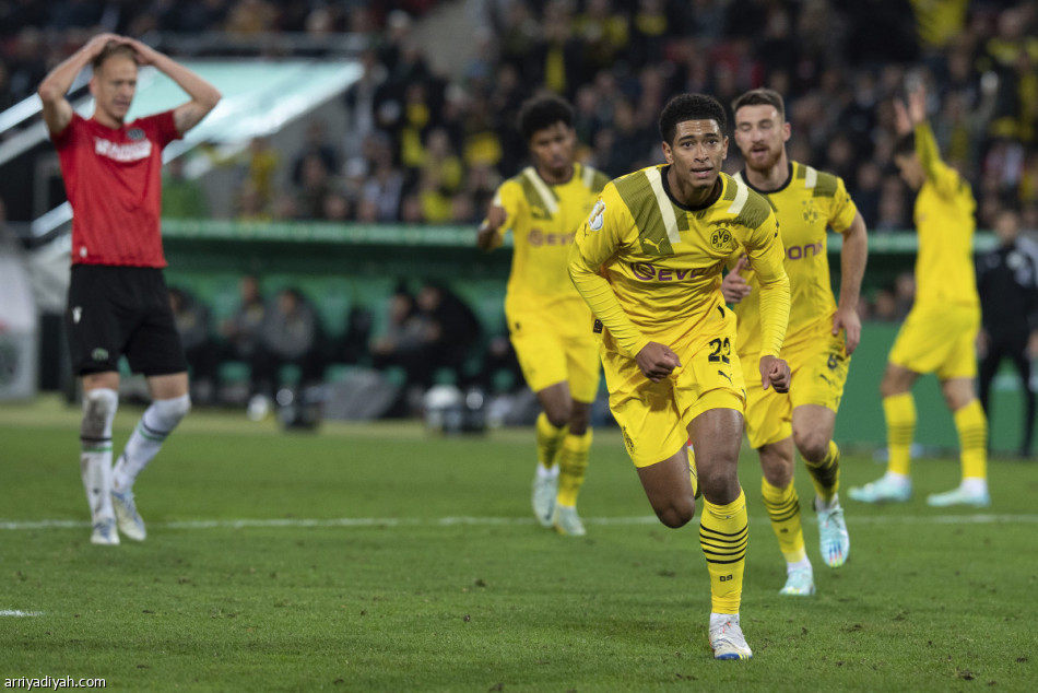 كأس ألمانيا.. بايرن ودورتموند يتأهلان إلى ثمن النهائي