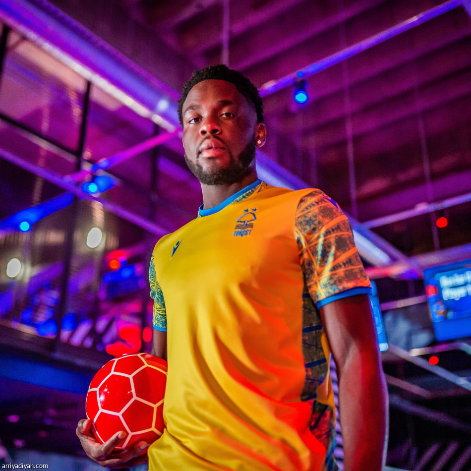 مانجالا من شتوتجارت إلى نوتينجهام