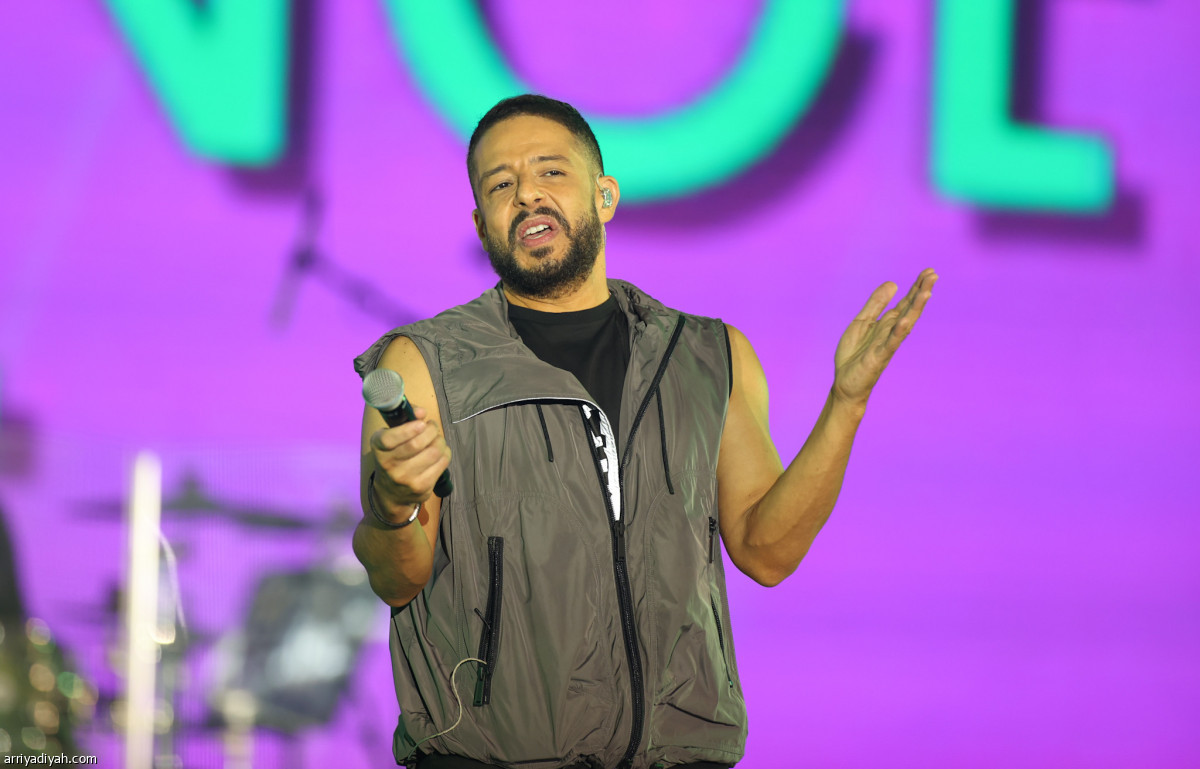 حماقي يطرب جدة