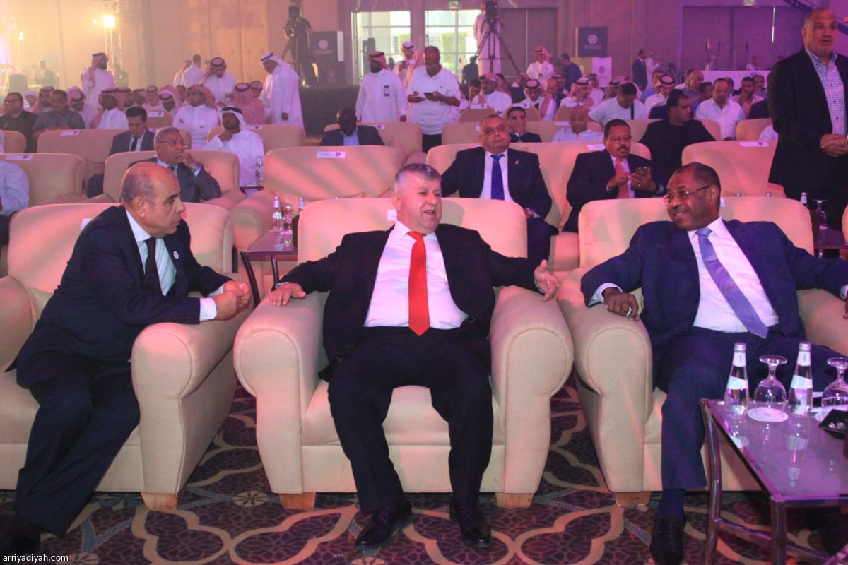 الإثارة مستمرة