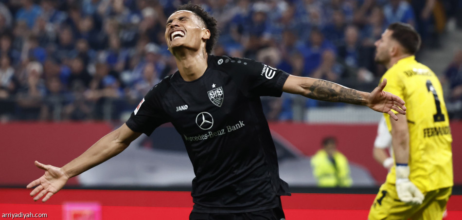 شتوتجارت يبقى في «البوندسليجا»