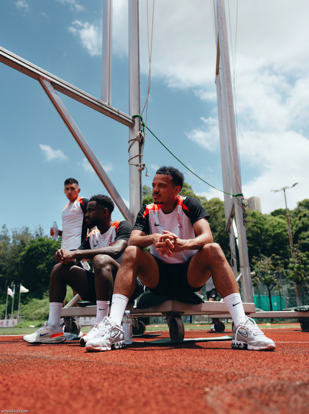 القادسية ينطلق