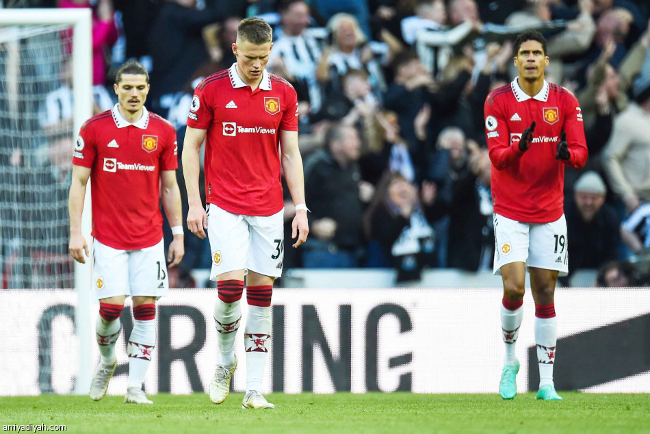 بلغ النقطة 50..
نيوكاسل ثالث الكبار