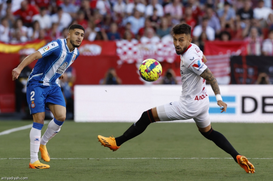 إشبيلية يعمق جراح إسبانيول