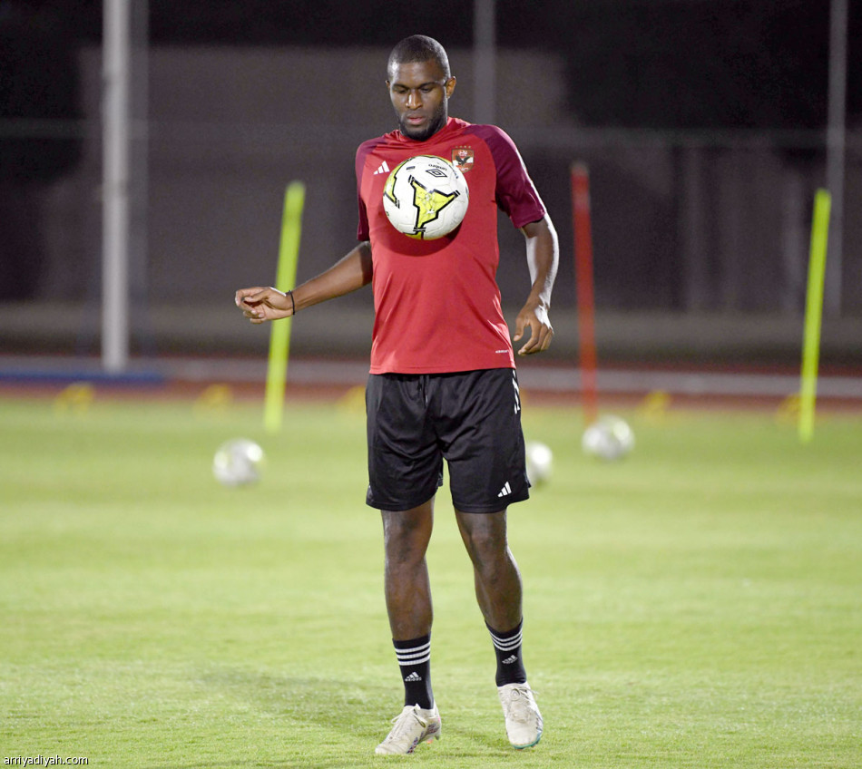 «كهربا» 
يعوض موديست