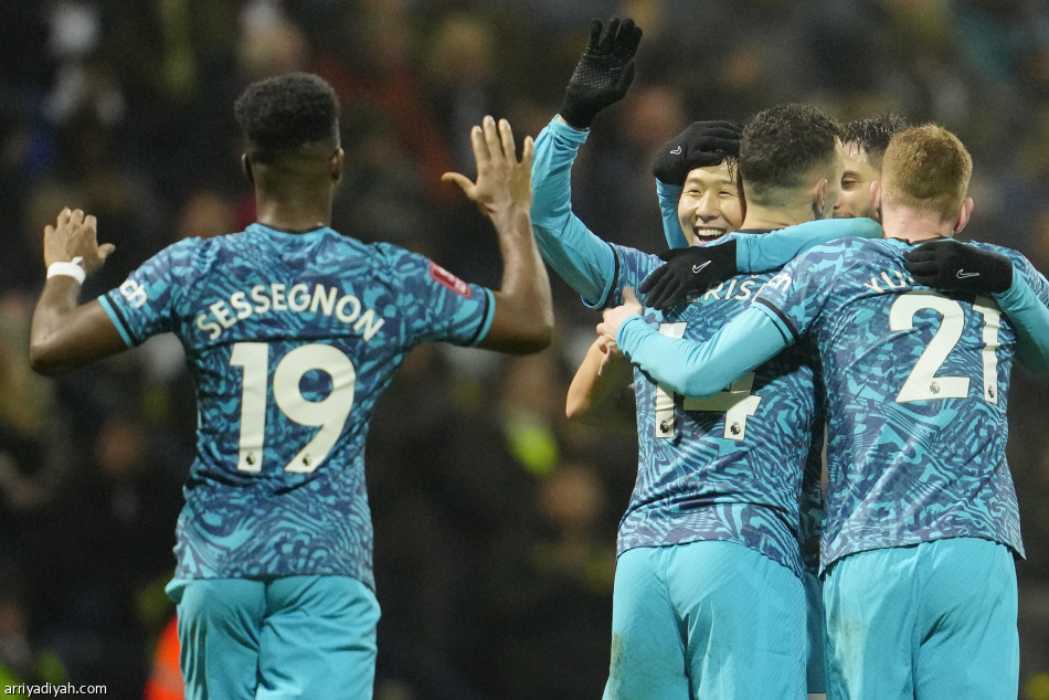 توتنهام يعبر بريستون في كأس الاتحاد