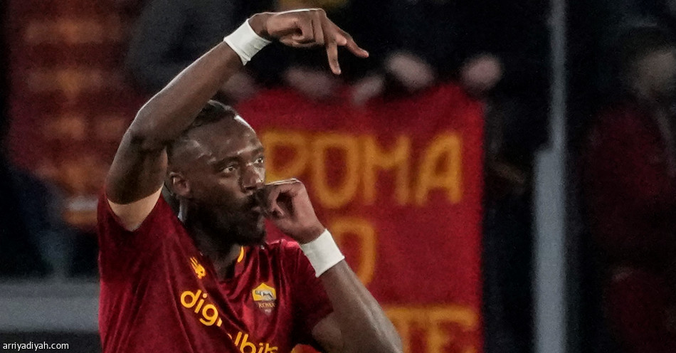 روما يتخطى أودينيزي.. ويبتعد في «الثالث»