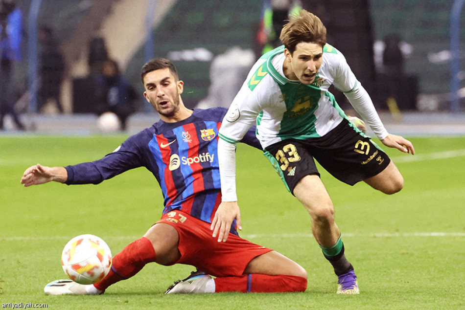 الريال 
يفتح ملف الكلاسيكو الـ 16