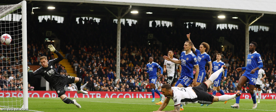 فولهام يؤزم موقف ليستر سيتي