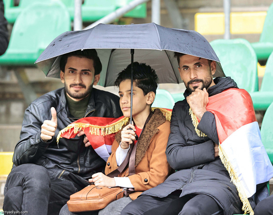 عُمان 
يرجح كفة الانتصار