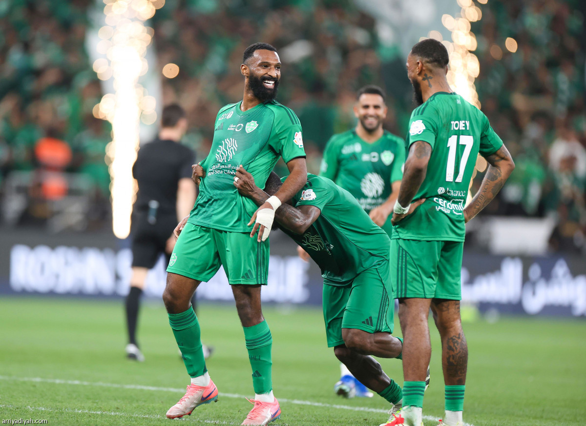 الأهلي ينتصر