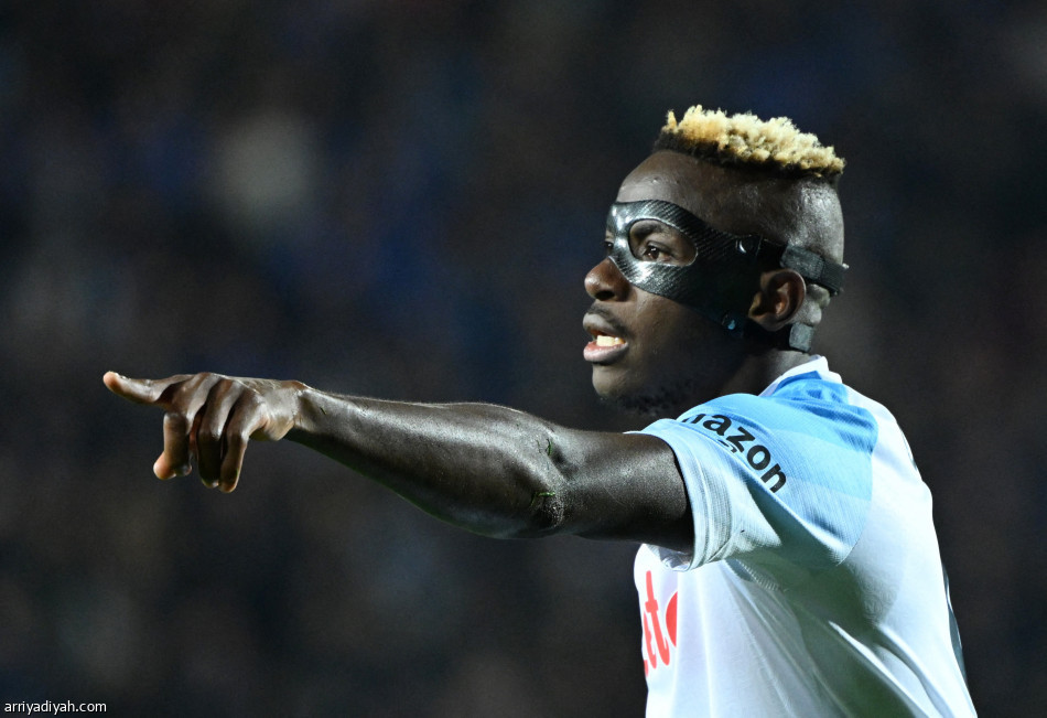 نابولي يقلبها على أتلانتا.. ويعزز صدارته