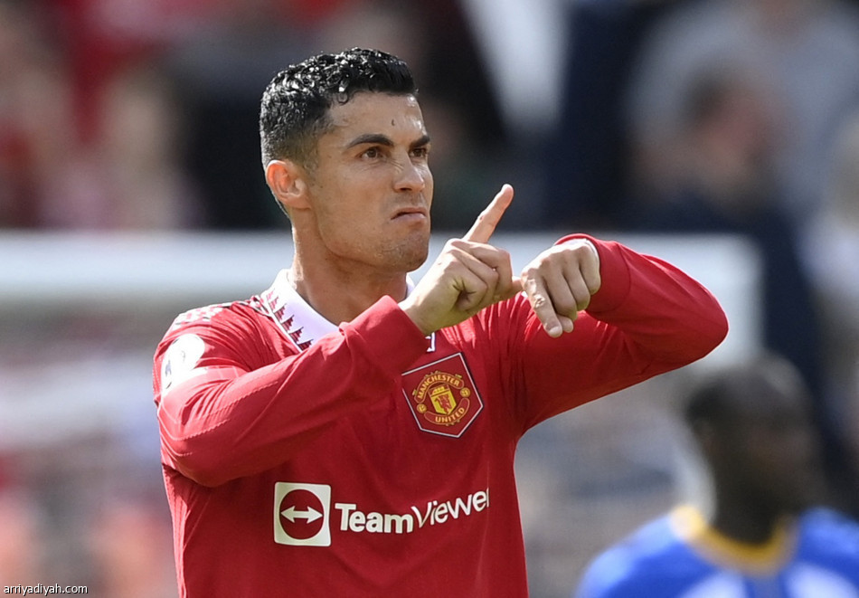 يونايتد «تين هاج» يسقط بثنائية أمام برايتون