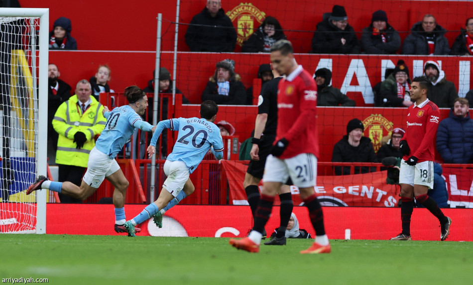 يونايتد يحسم الديربي في 4 دقائق