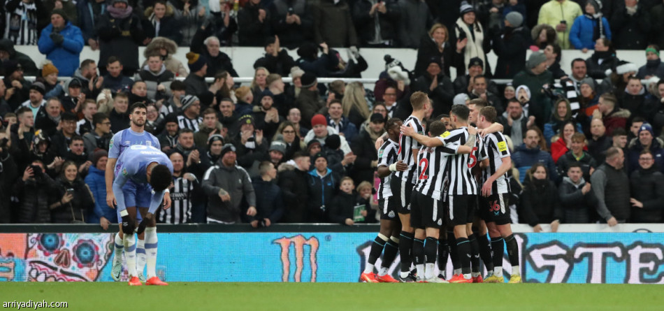 كأس الرابطة.. ليستر سيتي ونيوكاسل يتأهلان