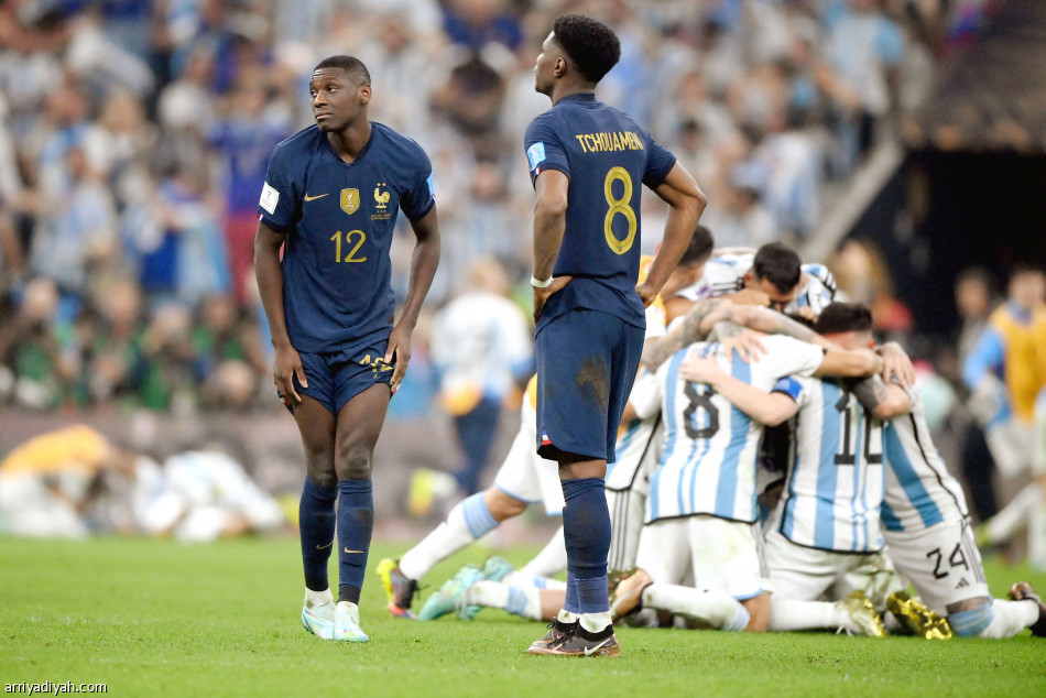 رفيق الحي
يفسد ذكرى ميلاد مبابي