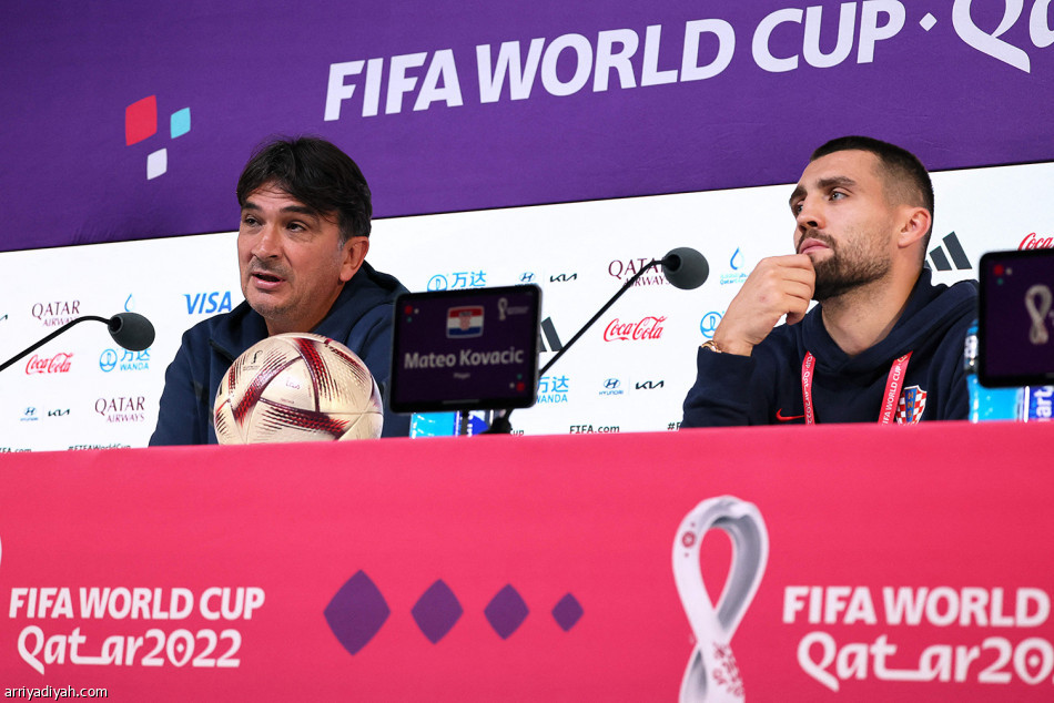 مشاركة 1998 
تحفز الأسود