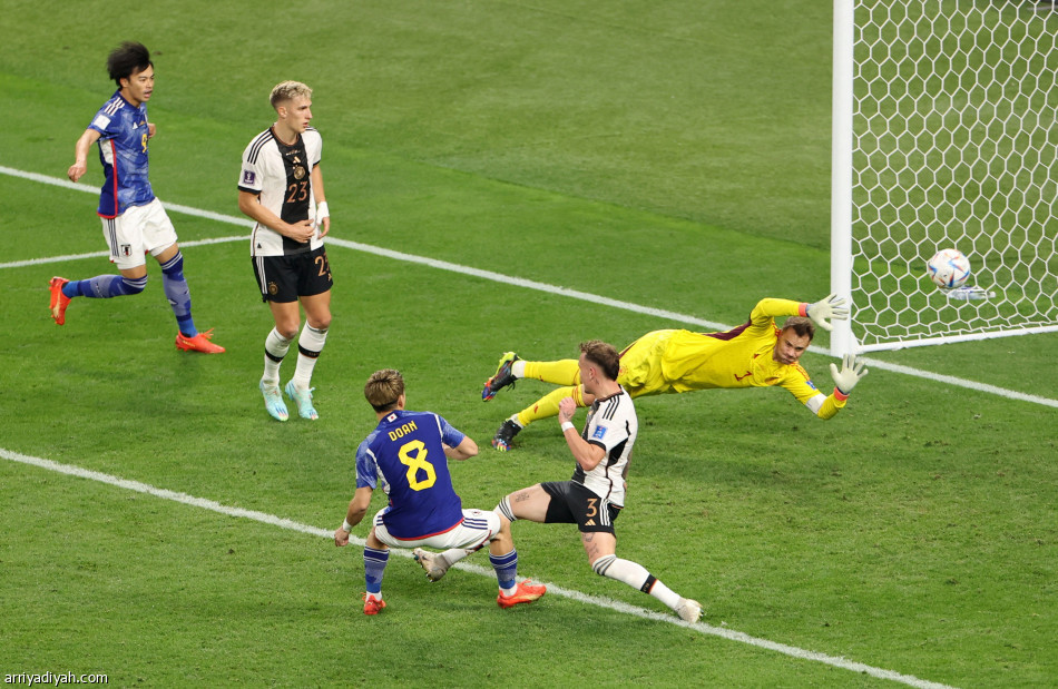 10 لحظات لا تنسى..
انتصار سعودي.. وميسي وينه؟