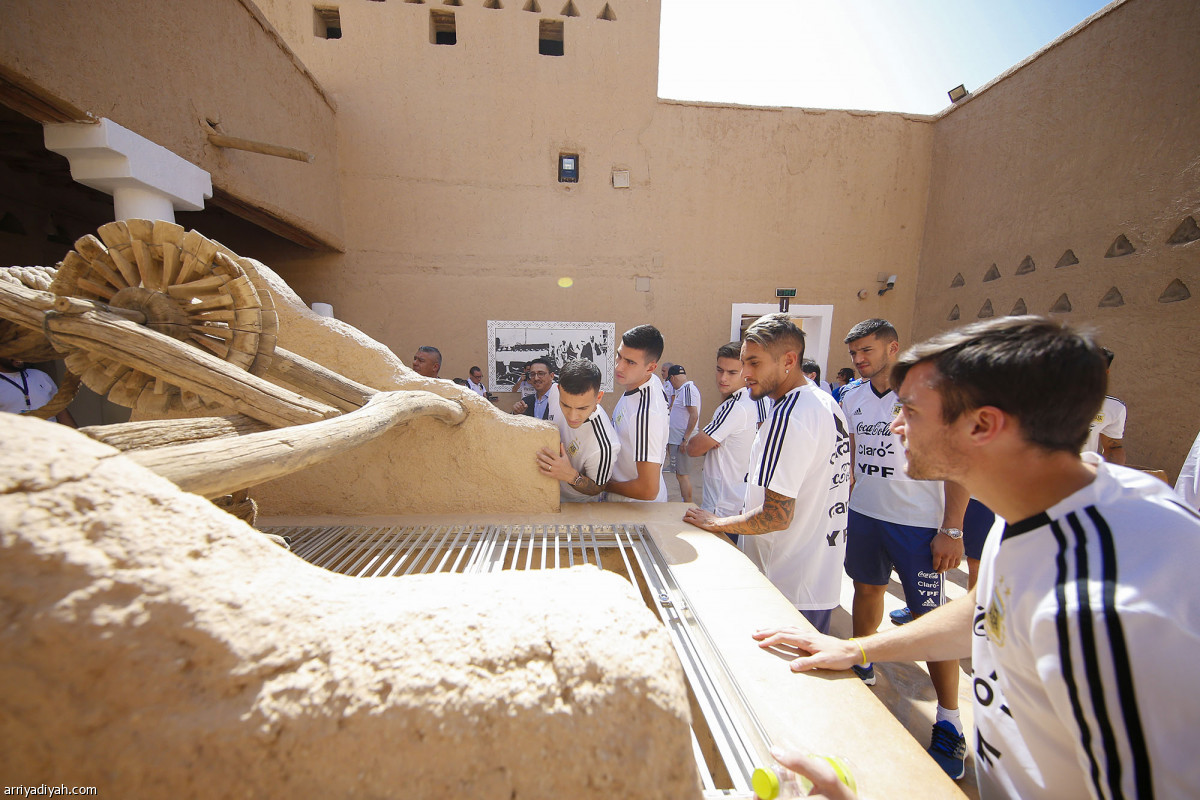 «التانجو» في المصمك