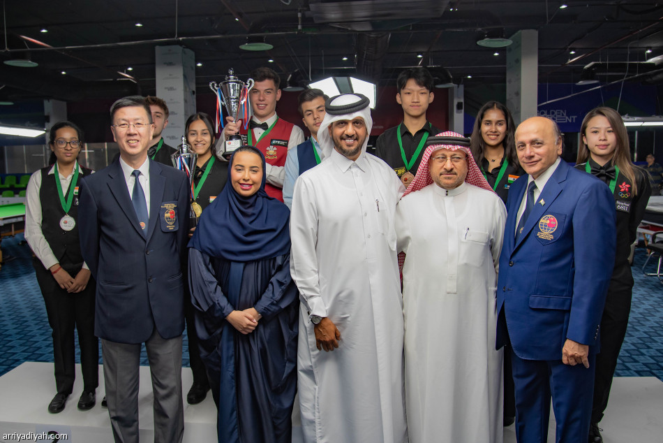 ديفيز وباندن يتوجان بـ«سنوكر العالم»