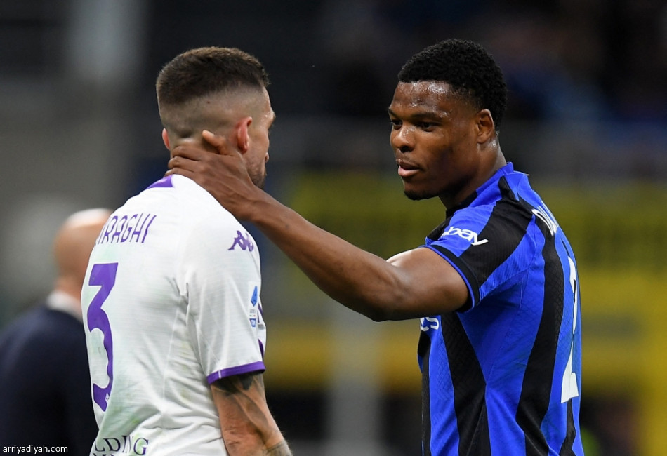 فيورنتينا يضاعف معاناة إنتر