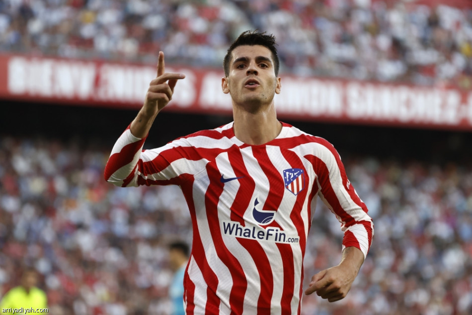 أتلتيكو مدريد ينهض بثنائية إشبيلية
