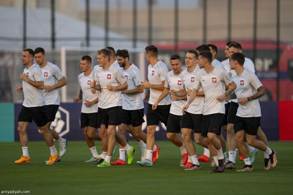 أمام بولندا.. فرنسا تطارد ثأر الأربعين عاما