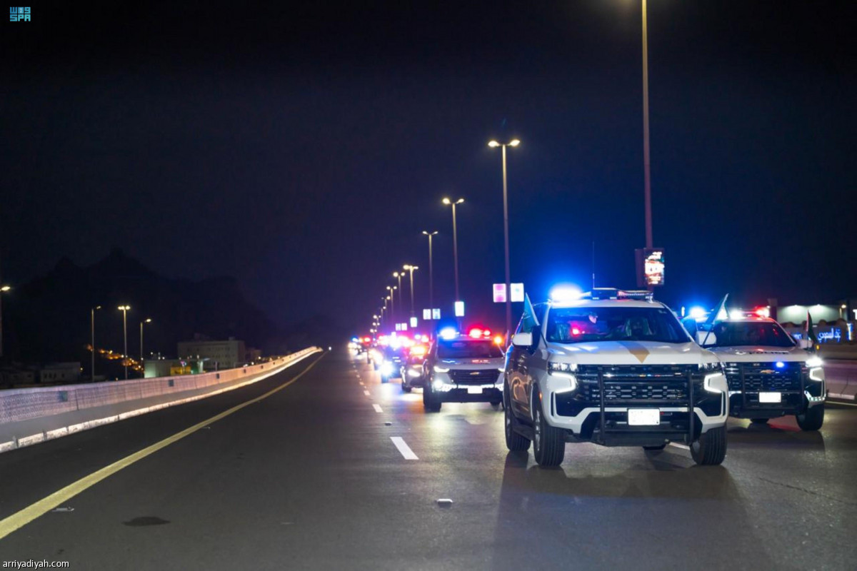 حائل مسيرة أمنية في يوم العلم