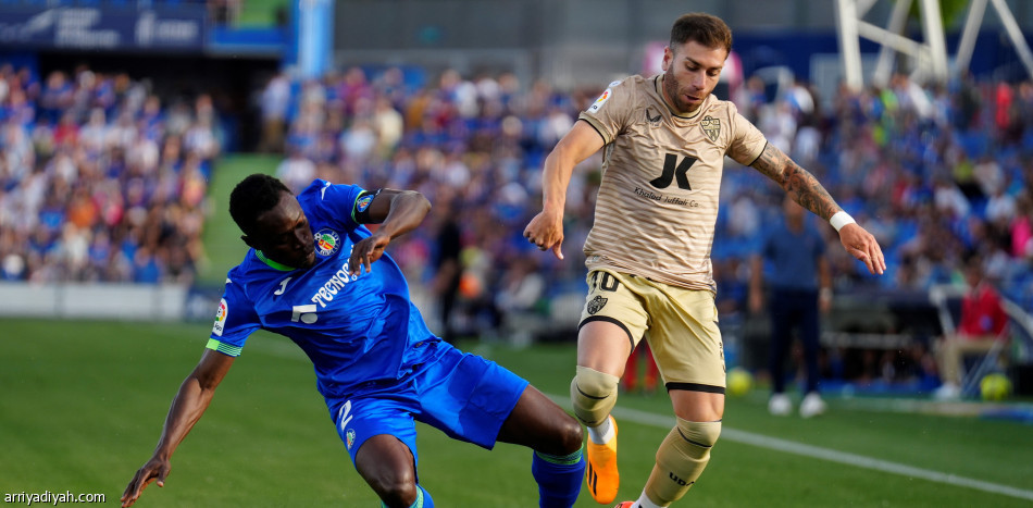 ألميريا ينعش حظوظ البقاء