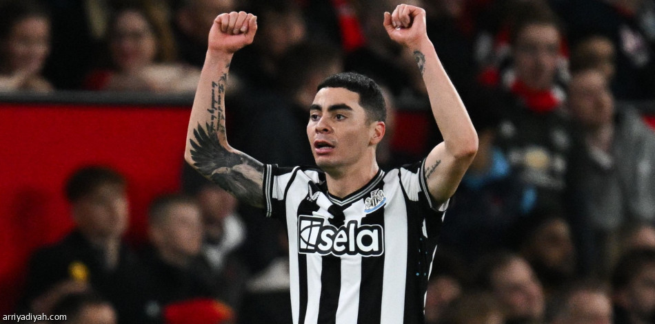 نيوكاسل يضرب يونايتد بثلاثية.. ويتأهل