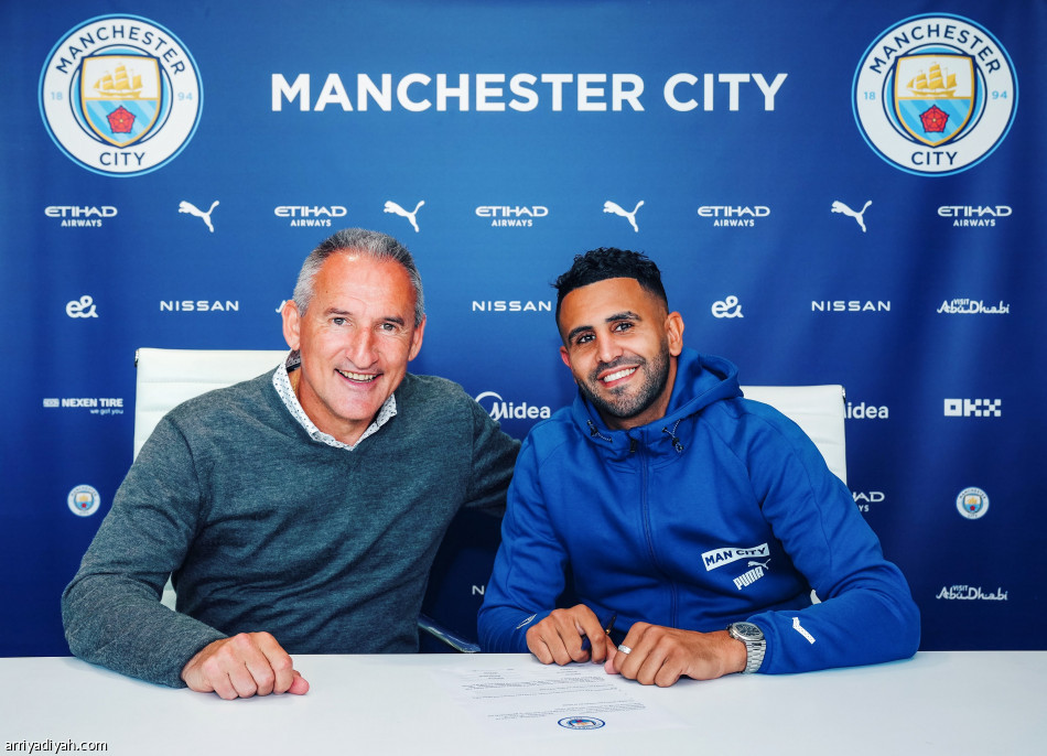 محرز يستمر مع سيتي حتى 2025