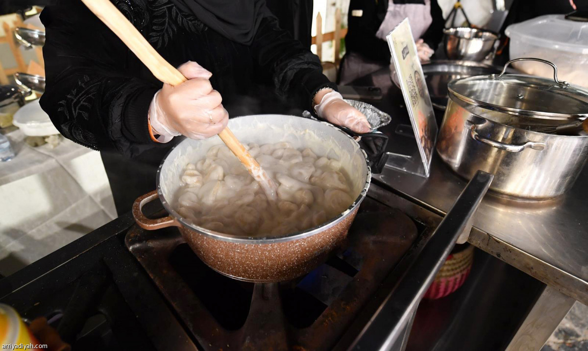 «سفرة الأجاويد»