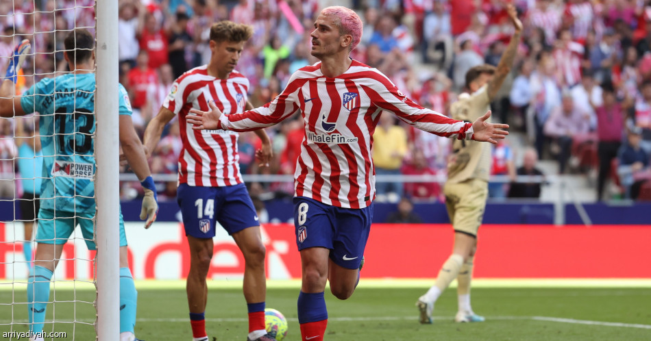 أتلتيكو يعبر ألميريا بثنائية جريزمان