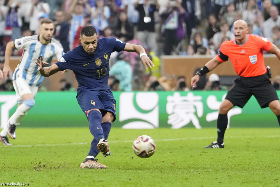 أرجنتينا..
زعامة ثالثة