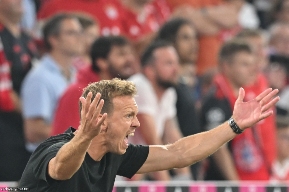 مونشنجلادباخ يُعطل انطلاقة بايرن