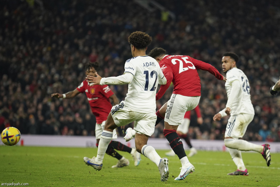 يونايتد يهدر فرصة مزاحمة سيتي بالتعادل مع ليدز