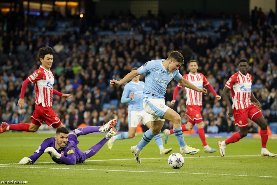 سيتي يدشن حملة الدفاع عن اللقب بنقاط النجم الأحمر