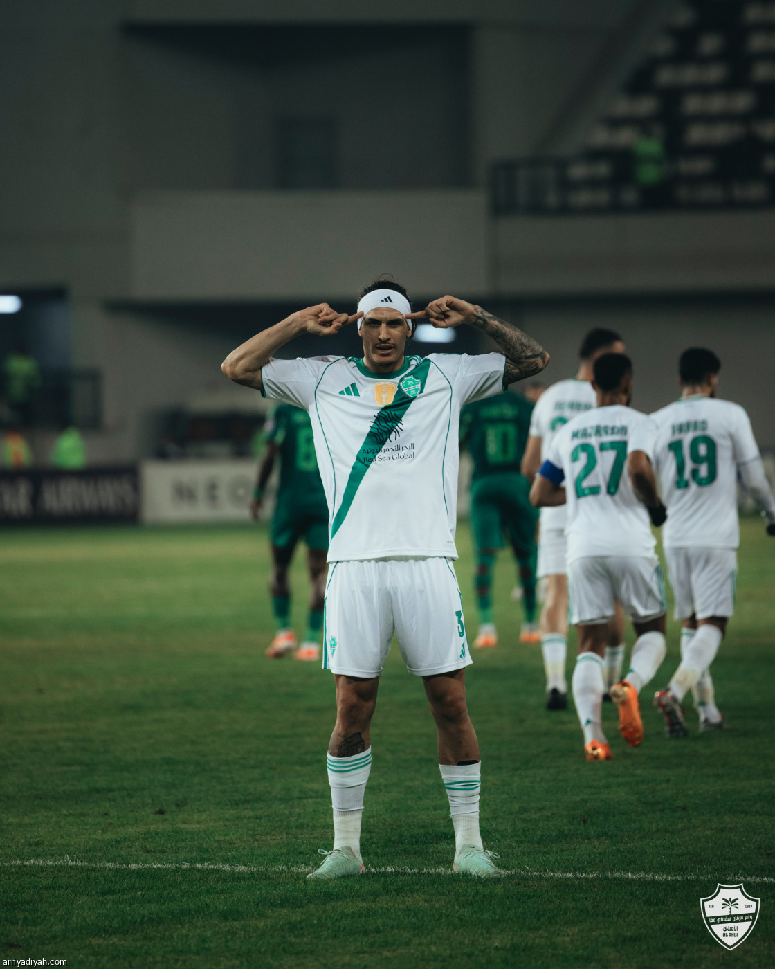 الأهلي.. انتصار وعبور