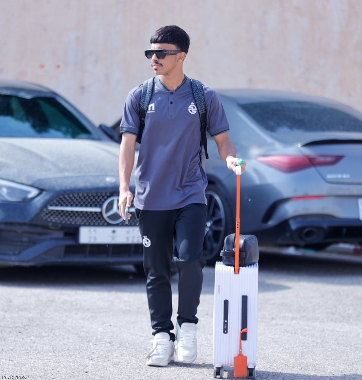 الخلود إلى الرياض