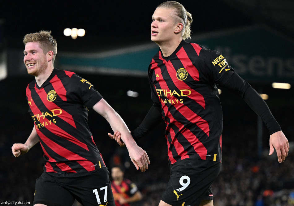 هالاند يقود السيتي إلى عبور ليدز بثلاثية