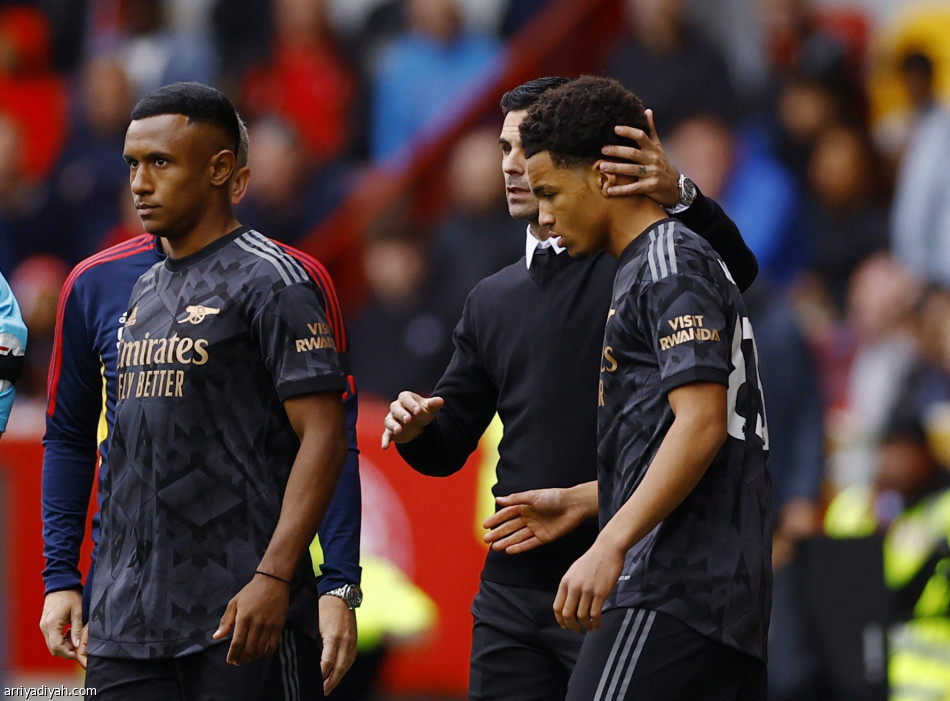 «إيثن» يدخل التاريخ